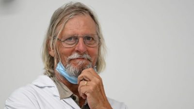 Führender Virologe verliert wegen Corona-Behandlungen mit Hydroxychloroquin Chef-Posten
