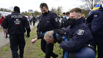 Besondere Härte bei Querdenker-Demos? Geleakter Einsatzbefehl an UN-Sonderbeauftragten geschickt