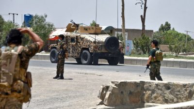 Mehrere Raketen treffen Flughafen in südafghanischer Stadt Kandahar