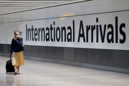 England hebt Quarantäne-Pflicht für Corona-Geimpfte aus Frankreich auf