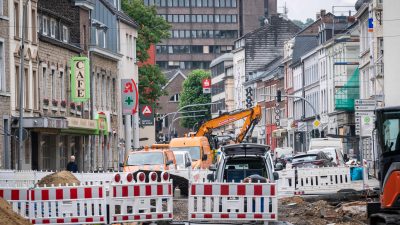 Laschet: NRW-Unwetterschäden über 13 Milliarden Euro