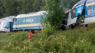 Tote und Verletzte bei Zugunglück nahe bayerischer Grenze in Tschechien