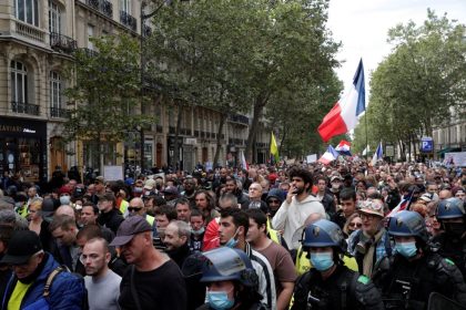 Erneut Massendemonstrationen gegen Corona-Maßnahmen in Frankreich