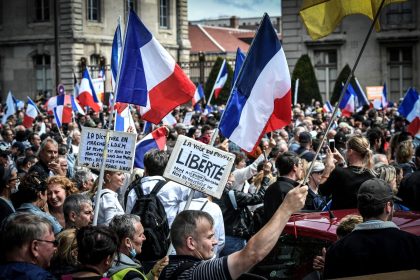Erneut Corona-Proteste in Frankreich und Australien – Polizei in Melbourne setzt Gummigeschosse ein