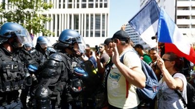 215.000 Demonstranten: Erneute Proteste in ganz Frankreich gegen verschärfte Corona-Regeln