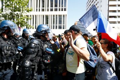 215.000 Demonstranten: Erneute Proteste in ganz Frankreich gegen verschärfte Corona-Regeln
