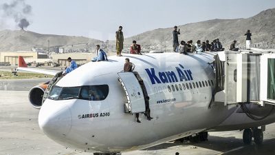 Über 9.000 Menschen bisher bei dramatischer Rettungsaktion aus Kabul ausgeflogen