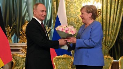 Merkel wirbt für Dialog mit Russland trotz „tiefgreifender Differenzen“