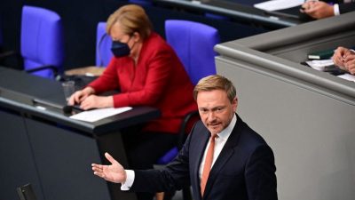 Opposition im Bundestag zieht vernichtende Bilanz des Afghanistan-Einsatzes