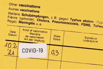 Betrüger bieten Zivilpolizisten in Essen gefälschte Impfausweise an