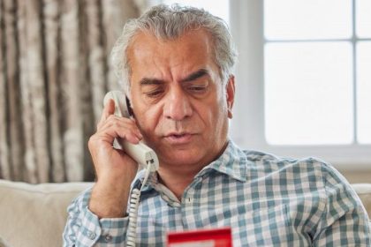 Betrüger-Callcenter prellt Anleger um Millionen