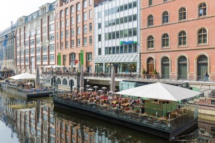 Hamburg startet 2-G-Modell: Erste deutsche Stadt schließt Ungeimpfte von Veranstaltungen aus