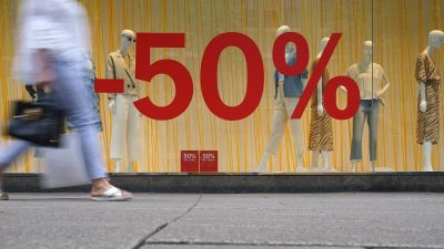 Lockerungen der Corona-Regeln: Einzelhandel setzt mehr um