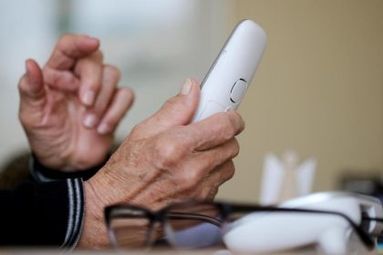 Umfrage: Hälfte der Menschen in Deutschland ruft keine fremden Handynummern zurück