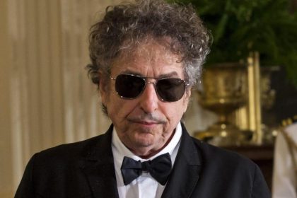Bob Dylan weist 56 Jahre alte Missbrauchsvorwürfe zurück