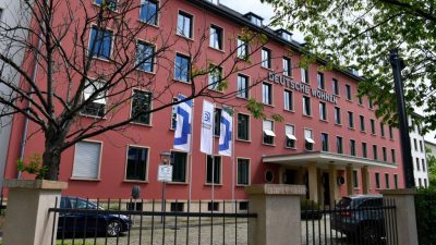 Milliarden-Deal in Berlin: Konzerne geben Wohnungen an Land ab