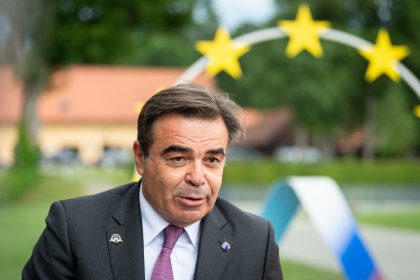 EU-Kommissar drängt auf einheitliche Migrationspolitik in Europa