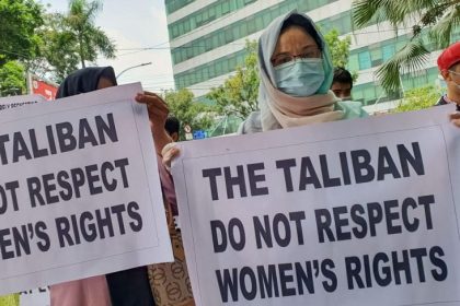 Taliban schlagen harten Kurs gegen Meinungsfreiheit und Frauenrechte ein