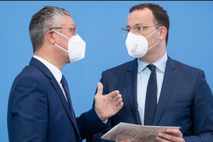 Spahn hofft auf Impfschwung – Wieler: Impfmuffel gehören „bildungsfernen Schichten“ an