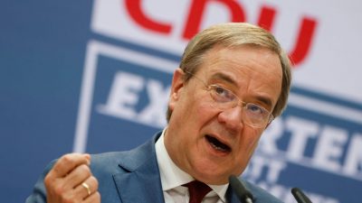 „Kennt man sonst nur von populistischen Staaten“ – Laschet kritisiert Scholz scharf