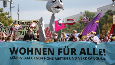 „Gegen Verdrängung und Mietenwahnsinn“: Rund 20.000 demonstrieren in Berlin