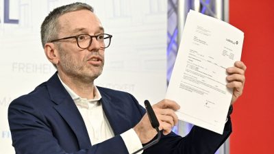 FPÖ-Chef weist Gerüchte über heimliche Corona-Impfung zurück
