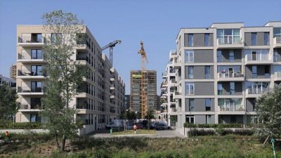 Berliner stimmen für Enteignung von Immobilienkonzernen