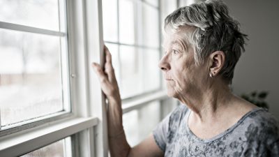 Immer mehr ältere Menschen in Deutschland leben allein