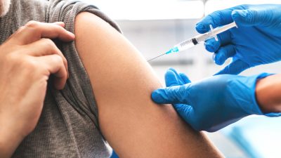„Grenze zum Impfzwang wird porös“ – Handel befürchtet einen „Todesstoß“