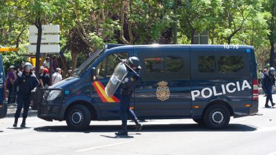 25.000 Menschen feiern trotz Verbots Party in Madrid – Polizei überfordert