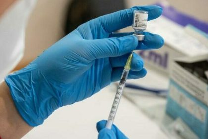 Neue Studie enthüllt: Chronische Leiden nach COVID-Impfung