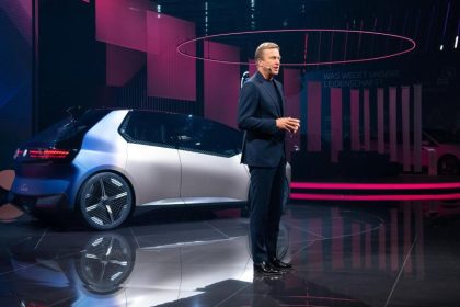 BMW präsentiert Auto komplett aus Recyclingmaterial