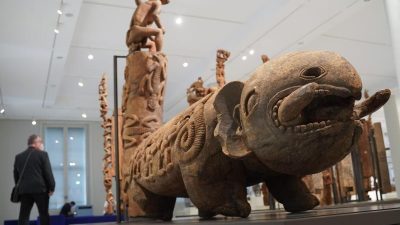 Umstrittene Museen im Humboldt Forum öffnen