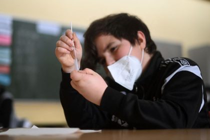 „Ekel-Tests“ sorgen für Aufregung – Verseuchte Corona-Tests aufgetaucht