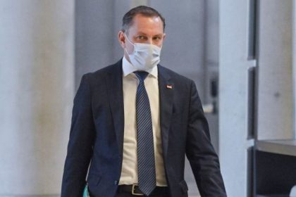 Chrupalla wegen 2G-Regel von Pressekonferenz ausgeschlossen
