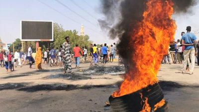 Militärputsch im Sudan: EU droht mit Entzug von Finanzhilfen