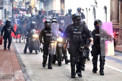 Ecuador: Maskierte Angreifer erschießen sieben Menschen in Bar