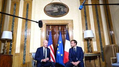 Biden und Macron legen Streit um U- Boot-Deal bei