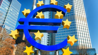 EZB erhöht die Leitzinsen im Euroraum, die US-Notenbank nicht