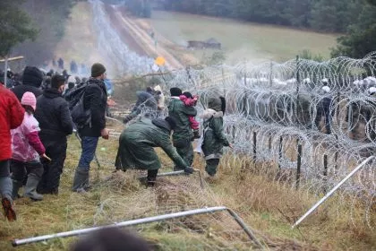 Polen errichtet neue Pufferzone an Grenze zu Belarus