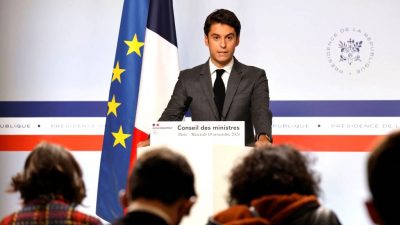 Frankreich ruft nach Angriff bei Moskau höchste Sicherheitsalarmstufe aus