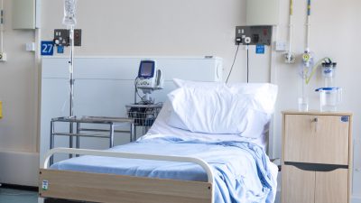 Hospitalisierungsinzidenz: Ein neuer Alarmwert mit Tücken