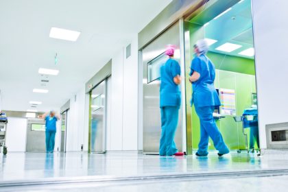 Krankenhausgesellschaft rechnet nicht mehr mit Überlastung durch Omikron-Welle
