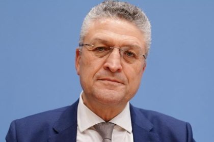 Kehrtwende des RKI: Impfung kein Fremdschutz vor COVID-19
