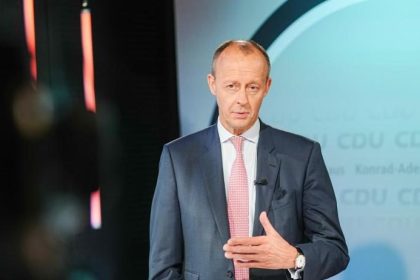 “Kein Ungeimpfter mehr im Büro, auf dem Fußballrasen, im Bundestag, im Hörsaal”