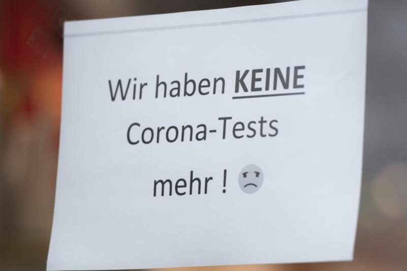 Leopoldina für strenge Kontaktbeschränkungen – auch für Geimpfte