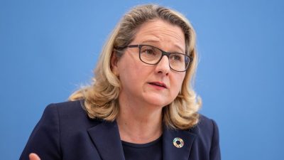 Entwicklungsministerin Schulze rechnet mit Vorgänger Müller ab