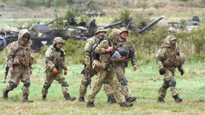 Kriegsgefahr: Ukraine fordert militärische Unterstützung aus Deutschland