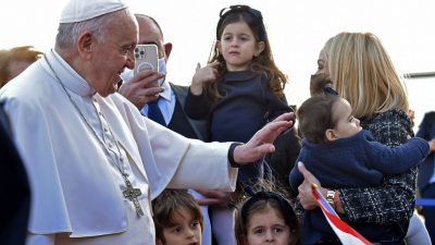 Papst verurteilt „Sklaverei“ und „Folter“ in Flüchtlingslagern