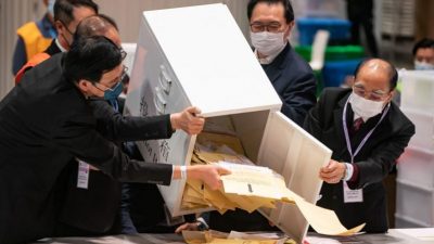 Großteil der Hongkonger Bevölkerung boykottiert umstrittene Parlamentswahl